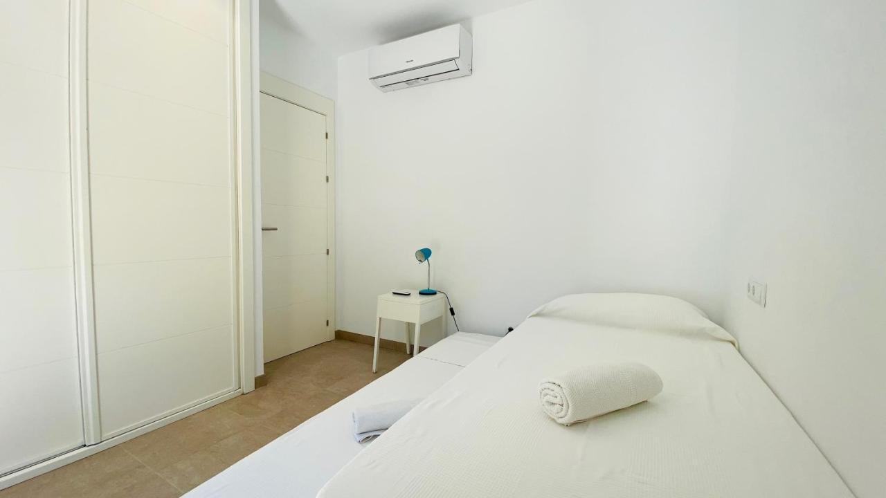 Mirador Blue - Penthouse Apartments With Roof Terrace กาลาซานบีเซนเต ภายนอก รูปภาพ